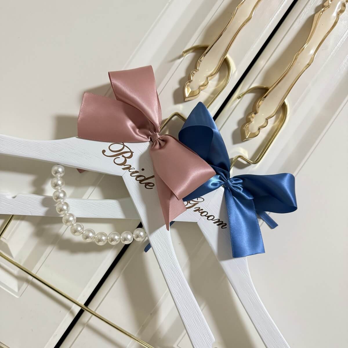 coat hanger for wedding dress