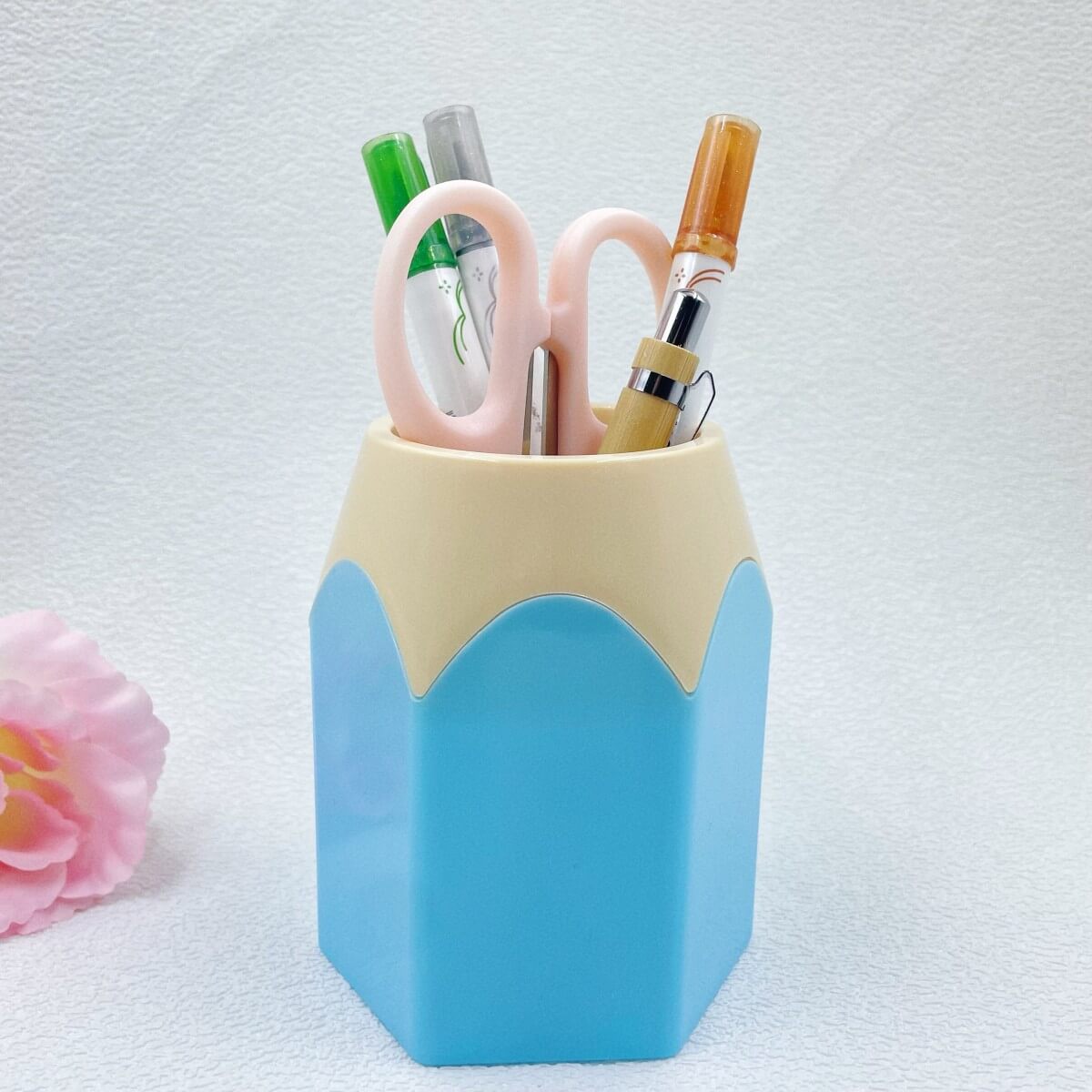 coloring pencil holder